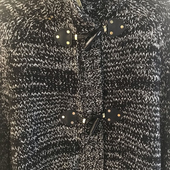 NWT Michael Kors Poncho/Shawl - Picture 5 of 10